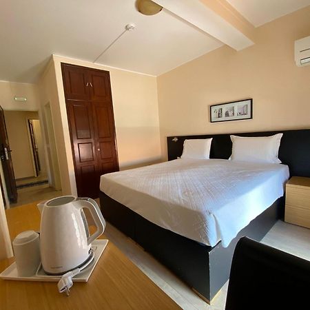 Hotel Riomar ลากอส ภายนอก รูปภาพ