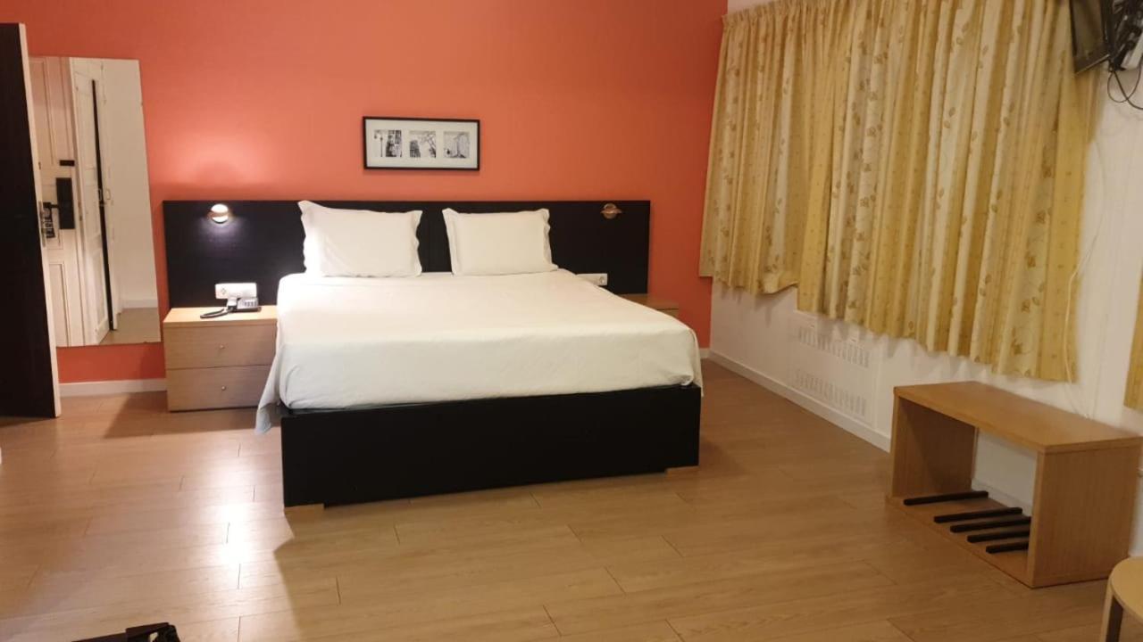 Hotel Riomar ลากอส ภายนอก รูปภาพ