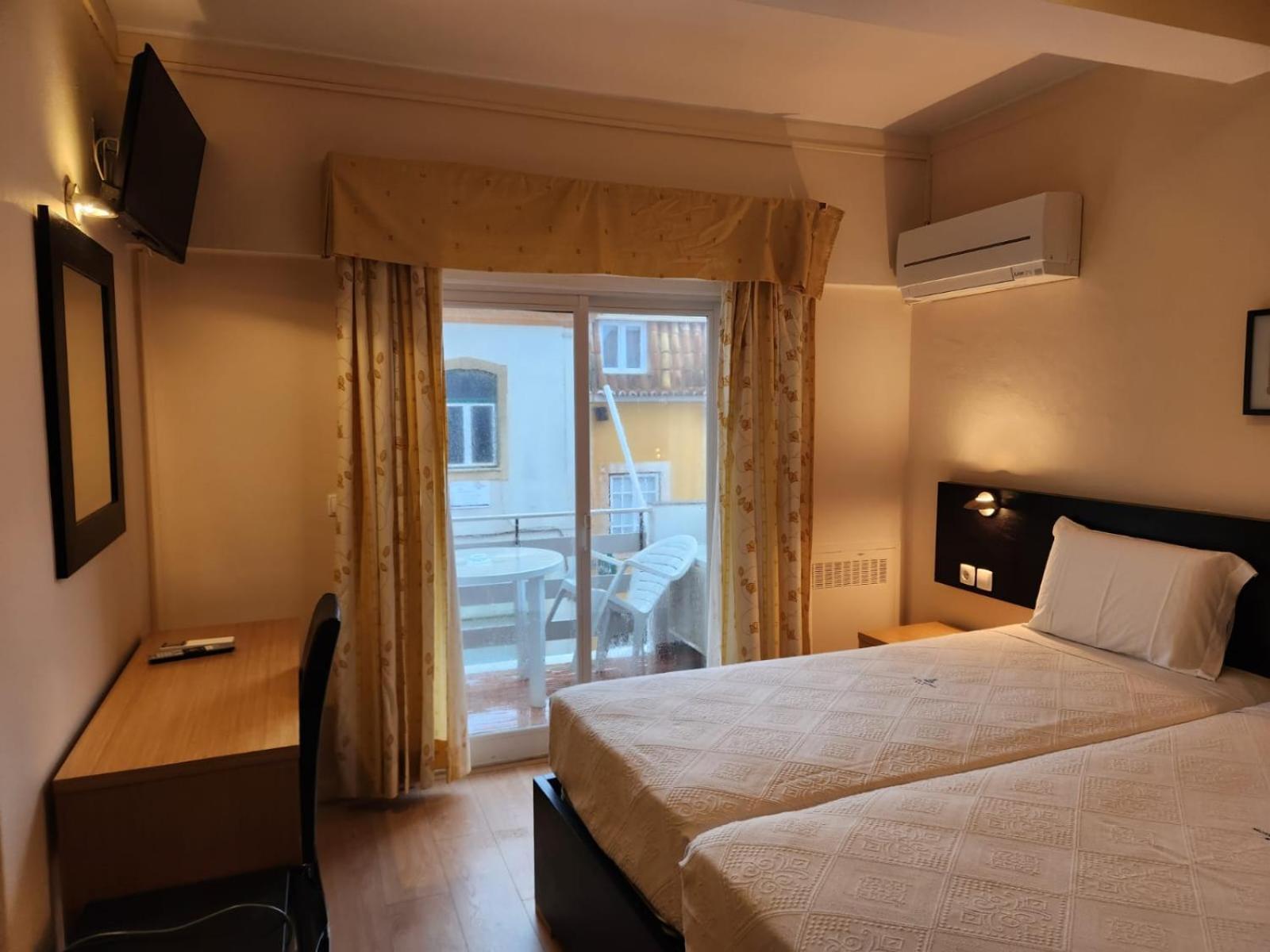Hotel Riomar ลากอส ภายนอก รูปภาพ