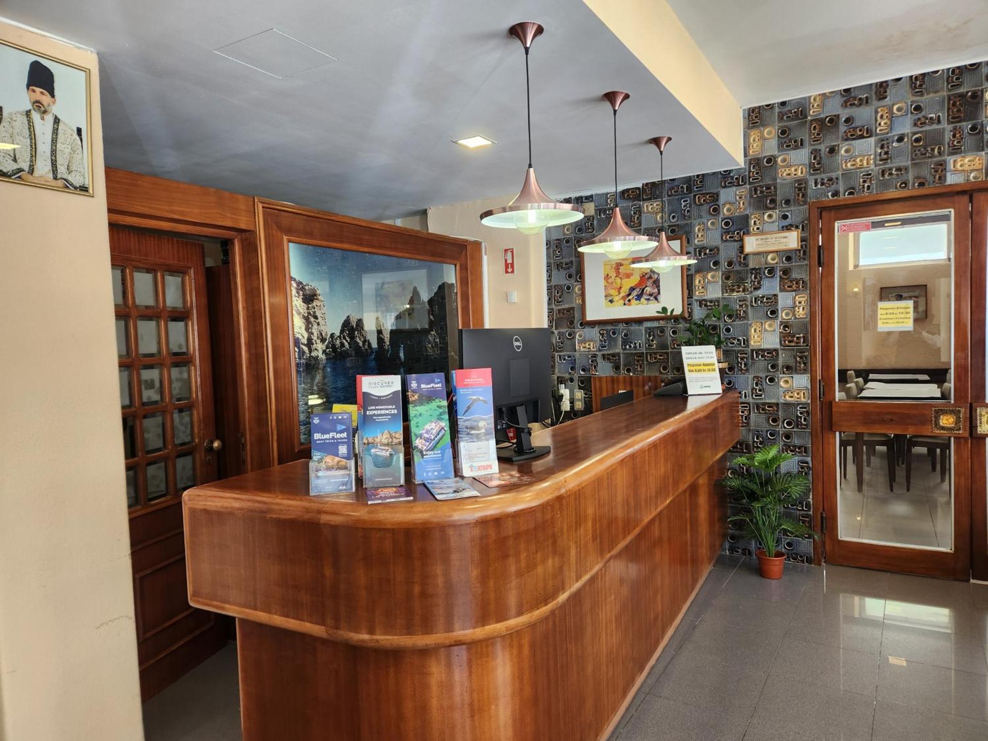 Hotel Riomar ลากอส ภายนอก รูปภาพ